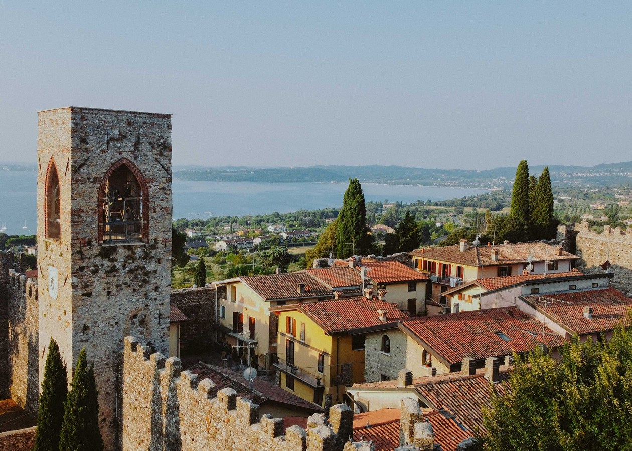 https://eventidelgarda.it/wp-content/uploads/2026/05/moniga_del_garda_il_castello.jpg