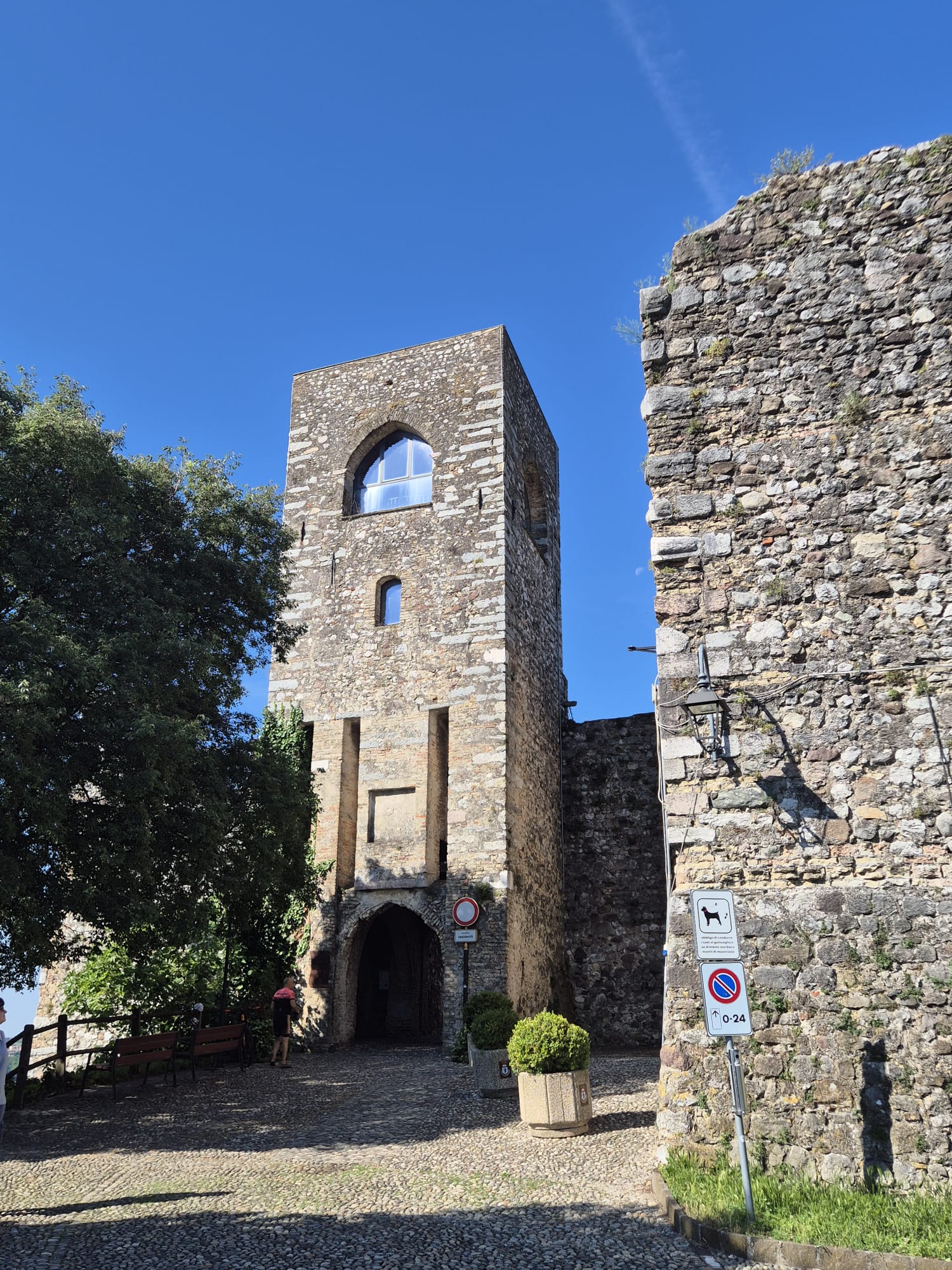 https://eventidelgarda.it/wp-content/uploads/2026/06/castello-padenghe.jpeg